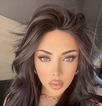 Layal ♡ - Transsexual escort in Beirut Photo 1 of 15
