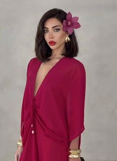 Layal 🇱🇧 - Transsexual escort in Beirut Photo 3 of 17