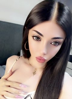 Layal π±π§ - Transsexual escort in Beirut Photo 1 of 21