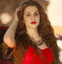 Layal - escort in Dubai