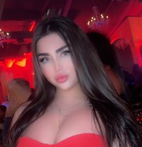 Layan - Transsexual escort in Beirut Photo 3 of 15