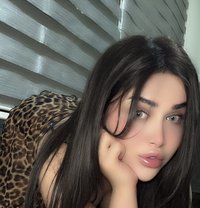 Layan - Transsexual escort in Beirut Photo 22 of 25