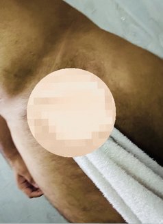 Layan for Massages and Wellness - Male escort in Colombo Photo 8 of 9
