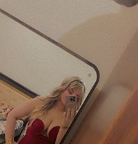 Layan - escort in Dubai
