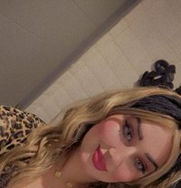 Layan - escort in Dubai