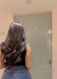 Layan - puta in Riyadh Photo 4 of 7