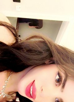 Layan - Male escort in Riyadh Photo 1 of 6