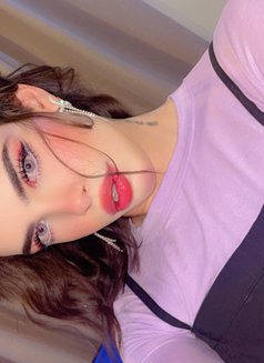 Layan - Male escort in Riyadh Photo 2 of 6