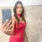 Layani Slim, Fair Skin and Sexy Milf - puta in Colombo