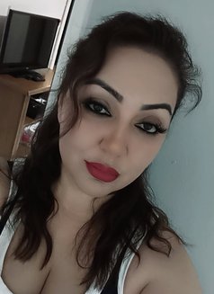 five girls together 🇹🇷 - escort in Riyadh Photo 5 of 6