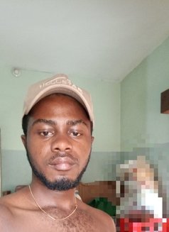 Layefaxoxo - Male escort in Lagos, Nigeria Photo 2 of 2