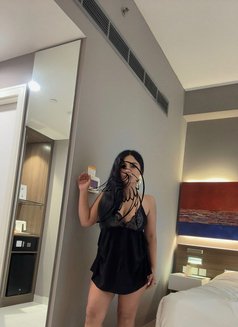 Layla - escort in Dubai Photo 3 of 4