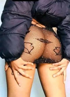 Layla Bae - adult performer in Gaborone Photo 3 of 3