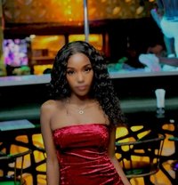 Layla Davis - puta in Nairobi