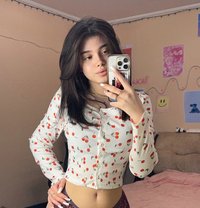 Layla - escort in Abu Dhabi