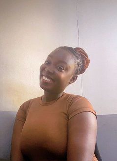 Layla - escort in Cairo Photo 3 of 5