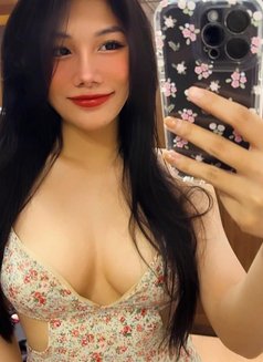 Layla - escort in Dubai Photo 4 of 5