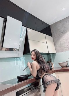 Ella dịch vụ Full anal - escort in Doha Photo 3 of 5