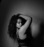 Layla - escort in Mumbai Photo 4 of 8