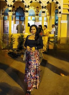 Layla - escort in Mumbai Photo 8 of 8