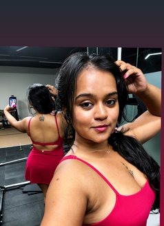 Layla - escort in Mumbai Photo 8 of 8