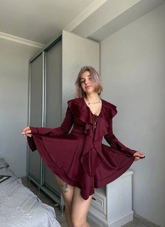 Layla - escort in Dubai Photo 5 of 6