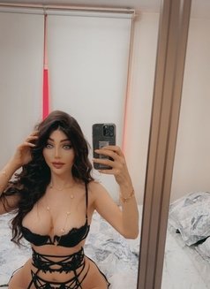 بنت عربية في إسطنبول lily ليلي - escort in İstanbul Photo 3 of 21