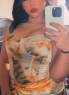 Layla - escort in Cairo Photo 5 of 7