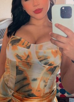 Layla - escort in Cairo Photo 7 of 7