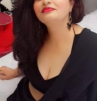 Layla Noor (100% independent) - escort in Dubai