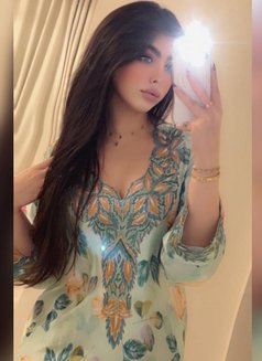 Layla Syrian - escort in Khobar Photo 4 of 5
