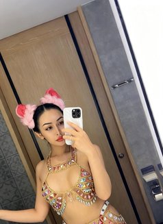 Layla - Transsexual escort in Phuket Photo 5 of 7