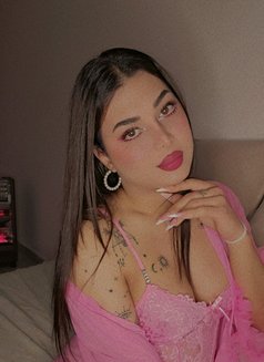 Laylaa - Transsexual escort in Beirut Photo 8 of 8