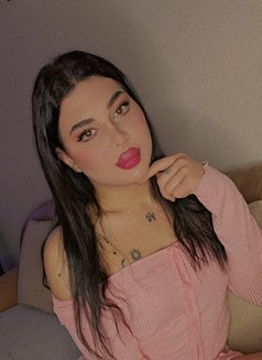 Laylaa - Transsexual escort in Beirut Photo 12 of 12