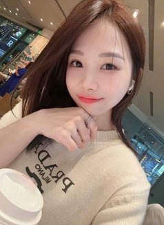 Layly - puta in Doha Photo 1 of 4