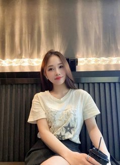 Layly - puta in Doha Photo 3 of 4