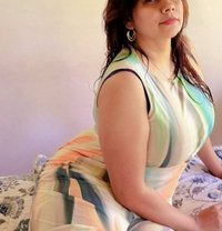 Lazni - escort in New Delhi