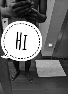 Madhan - Male companion in Hyderabad Photo 2 of 3