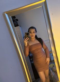 Lb Rosy - Transsexual escort in Dubai Photo 3 of 4