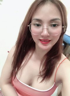 Le HeLin - escort in Abu Dhabi Photo 4 of 6