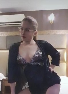 Lea " Filipina" - escort in Dubai Photo 3 of 4