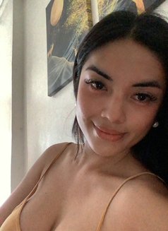 Lea Fox - Transsexual escort in Makati City Photo 4 of 16