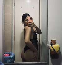 Lea Rosé cam/meet/content - escort in Manila Photo 13 of 13