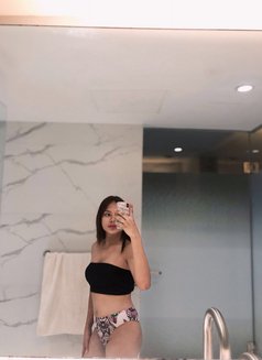 Lea Rosé “camshow” “content” “hire” - escort in Manila Photo 9 of 12