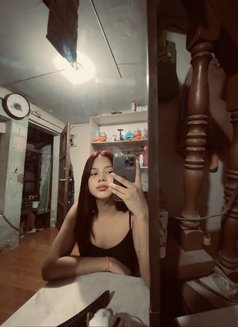 Lea Rose (Camshow,Content,Meet) - escort in Manila Photo 5 of 14