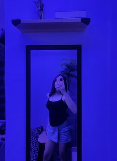 Lea Rose (Camshow,Content,Meet) - escort in Manila Photo 13 of 14