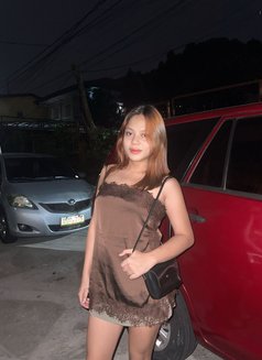 Lea Rose (CAMSHOW/MEET/CONTENT) - escort in Manila Photo 13 of 14