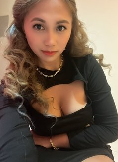 LEAH at your SERVICE (JUST ARRIVED) - escort in Dubai Photo 17 of 28