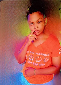 Leah - puta in Nairobi Photo 1 of 1