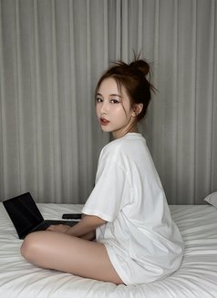 Leah small girl - Acompañantes transexual in Bangkok Photo 26 of 27